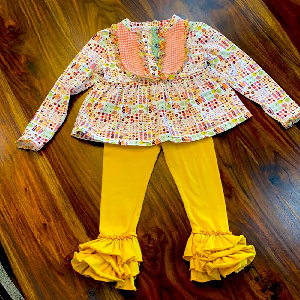 GUC Matilda Jane top with Arya Grace leggings!